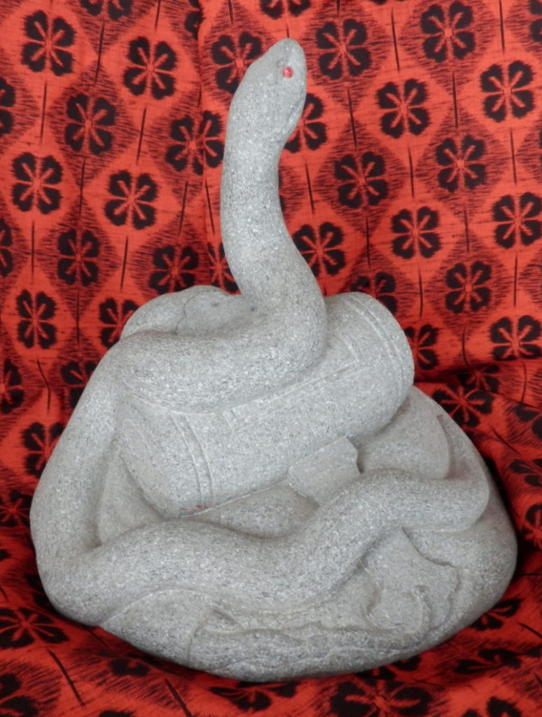 蛇と小槌、国産